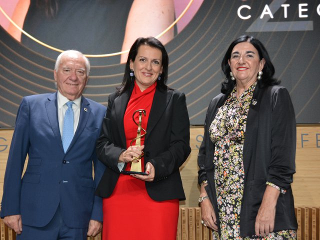 8PaulaSalamanca_GanadoraGestor (3)